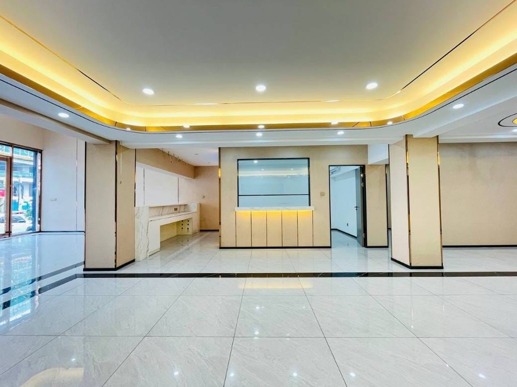 Kanceláře K pronájmu in Daun Penh $2,000