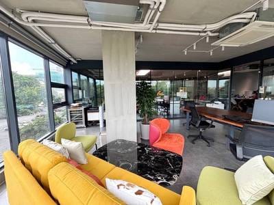 Chamkarmon에 있는 사무물업 임대 $7,500