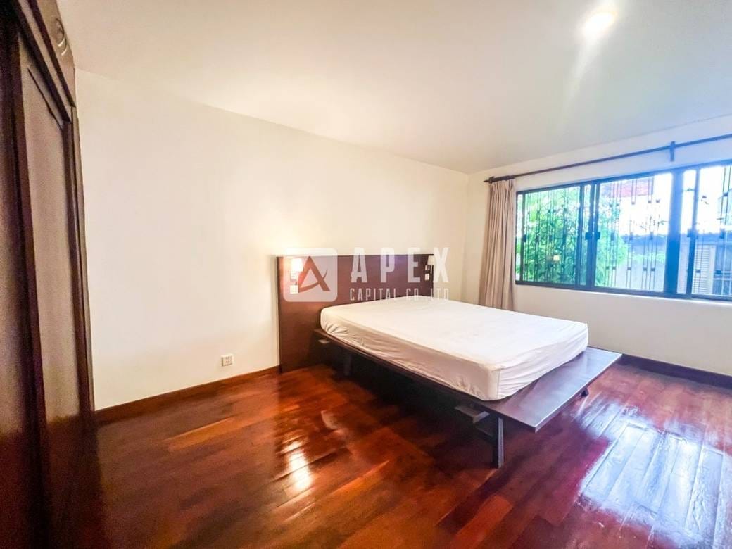 Mieszkanie Na wynajem w Srah Chak, Daun Penh, Phnom Penh