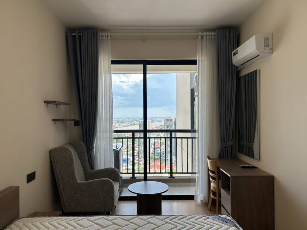 The Pinnacle Residence | $320 Condo