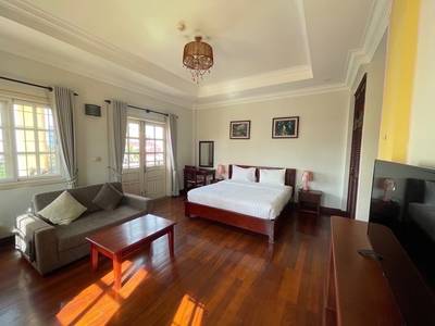 អាផាតមិន សំរាប់ជួល មានកន្លែងចតរថយន្ត 1