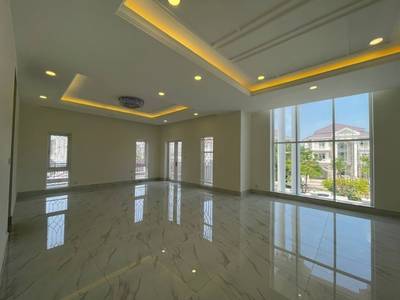 1,000 sqm Living Size Vila Na prodej in Dangkao