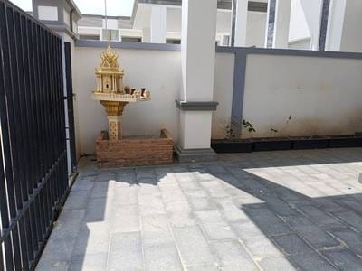 192 sqm Living Size Villa For Sale & Rent in Dangkao
