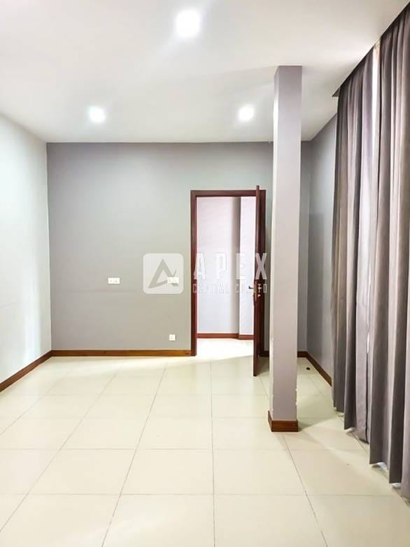 4 Bedrooms House and lot K pronájmu for $1,500