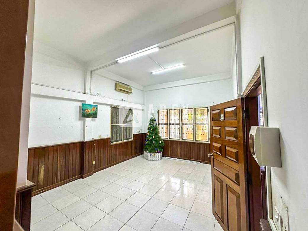 Toul Kork别墅出租，价格$2,000