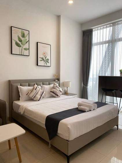 Studio For Rent in Chamkarmon $350