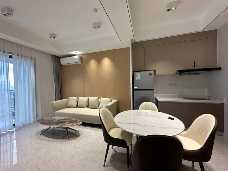 Condo Na wynajem w Chroy Changvar, Phnom Penh