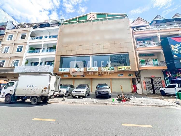 CommercialShophouse Na wynajem w Chakto Mukh, Daun Penh, Phnom Penh