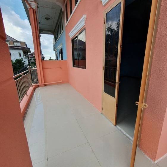96 sqm Land Size Flat House Na prodej