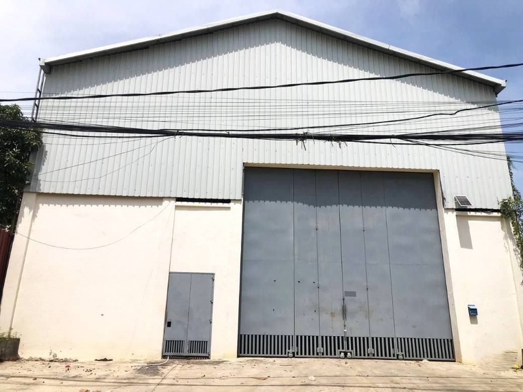 ឃ្លាំង សំរាប់លក់ នៅPor Sen Chey តម្លៃ $600,000