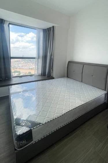 Modern 3-Bedroom High-Floor Home at Urban Village Phase 2