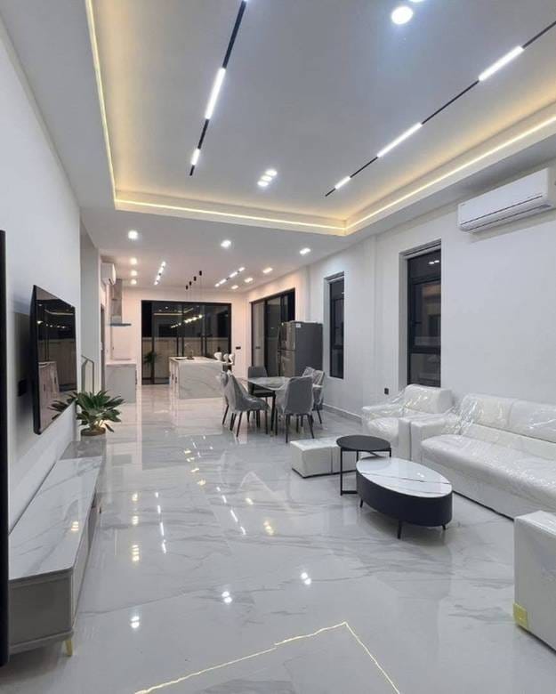 $265,000 Vila
