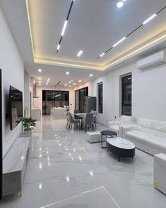 $265,000 Vila