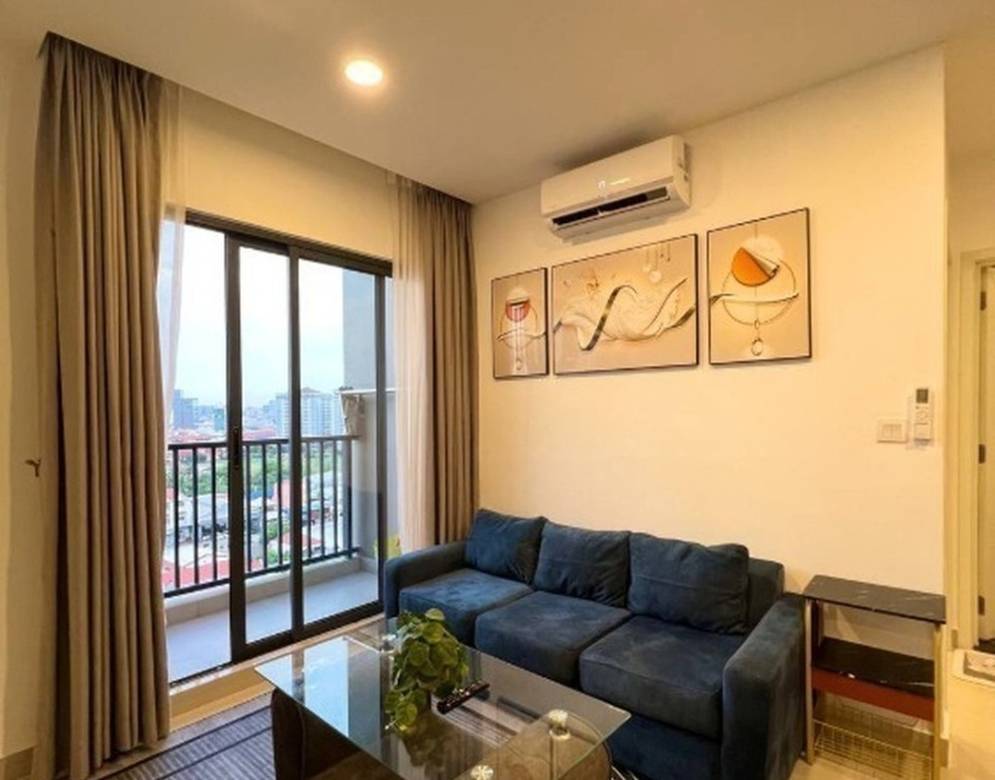 2 Bedrooms Condo For Rent