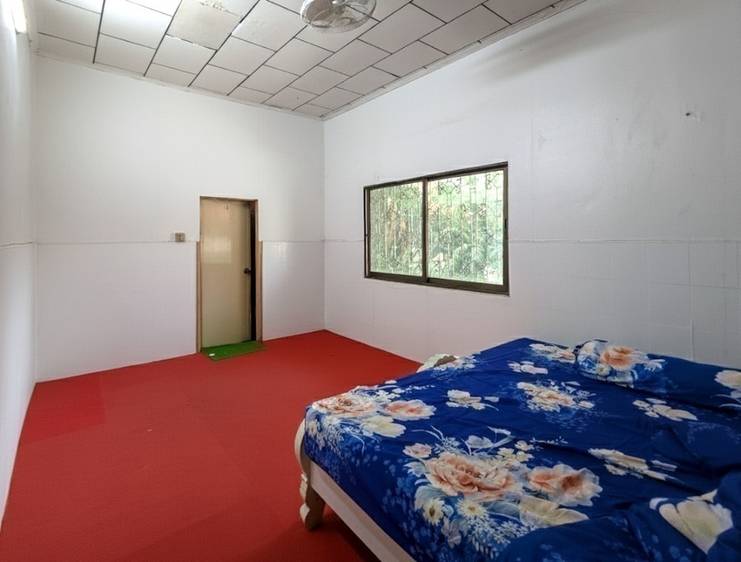 Willa Na wynajem o powierzchni mieszkalnej 240 m² w Sen Sok