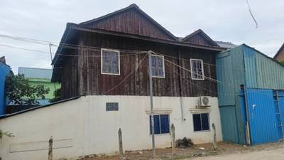 174 sqm Living Size House and lot Na prodej in Dangkao