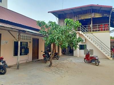 232平方米土地面积的House and lot出售
