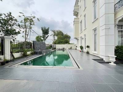 $7,000 Villa