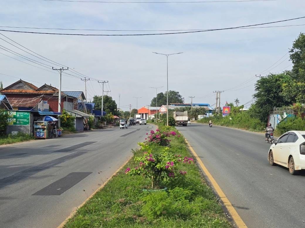 Lot For Sale in Ponhea Lueu $600,000