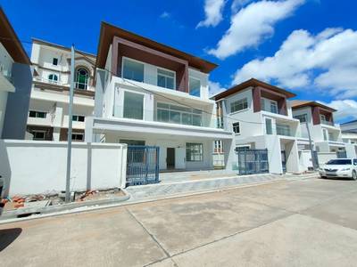 $3,900 Villa