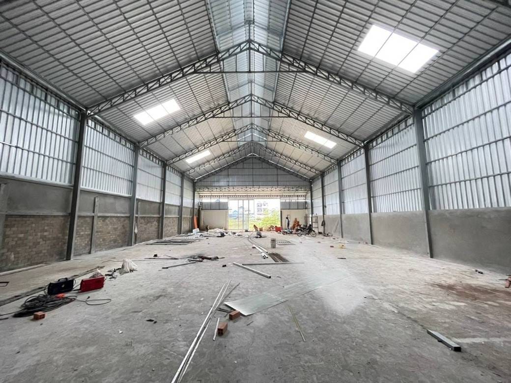 ឃ្លាំង សំរាប់ជួល នៅPor Sen Chey តម្លៃ $1,000