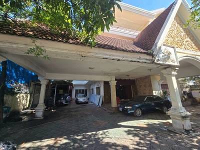 Villa À louer à Toul Kork $5,000