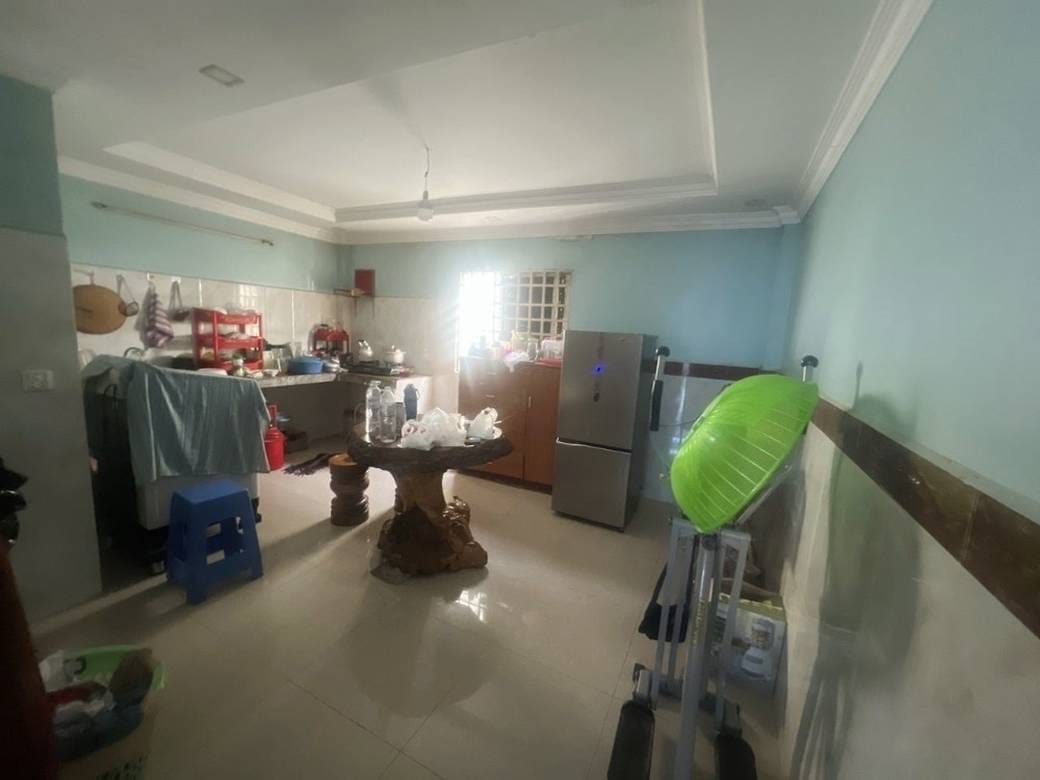 House and lot สำหรับขาย พื้นที่ใช้สอย 90 ตร.ม. ใน Por Sen Chey
