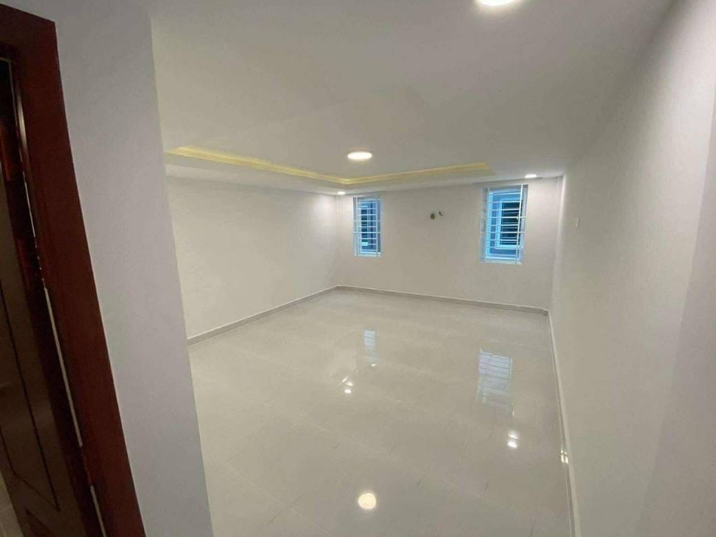 Shophouse For Sale in Chroy Changvar, Phnom Penh
