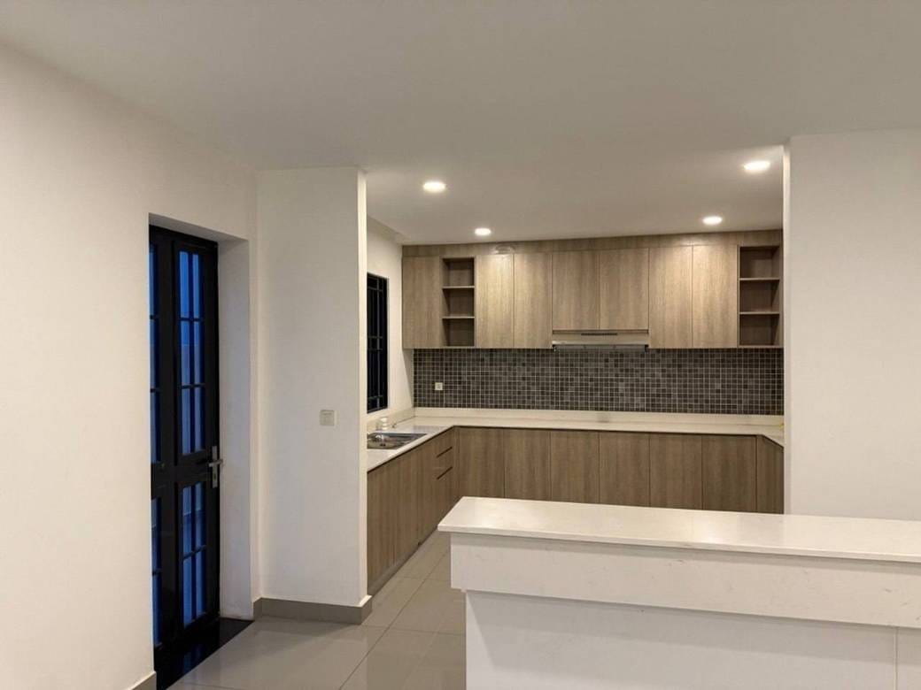 Dvojvila K pronájmu in Russey Keo $3,800