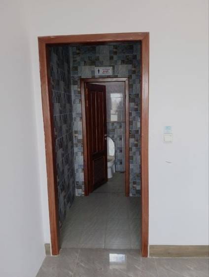 $2,500 Budova