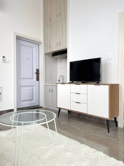 Royal Park Condo | Studio For Rent with 1 Parking Space