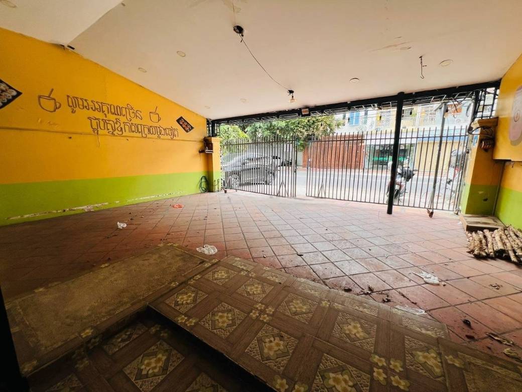 264 sqm Land Size CommercialShophouse K pronájmu