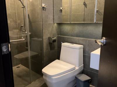 Zařízeno Condo K pronájmu