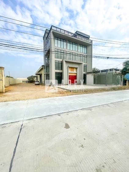 대지면적 2,100㎡ 창고 임대