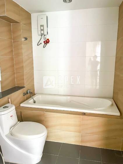 4 Bedrooms Villa For Rent