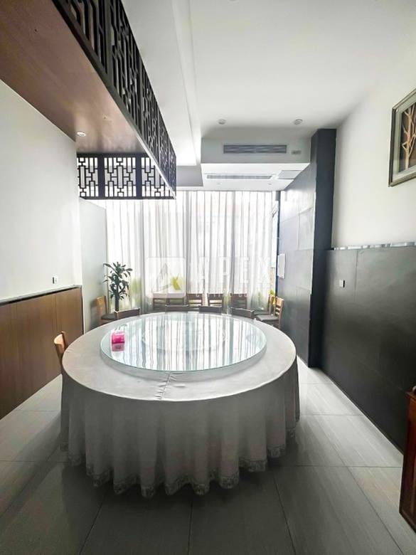 Daun PenhCommercialShophouse出租，价格$4,000