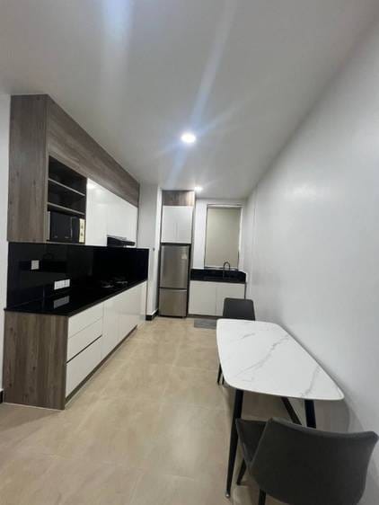 Apartment For Rent with 1 Parking Space