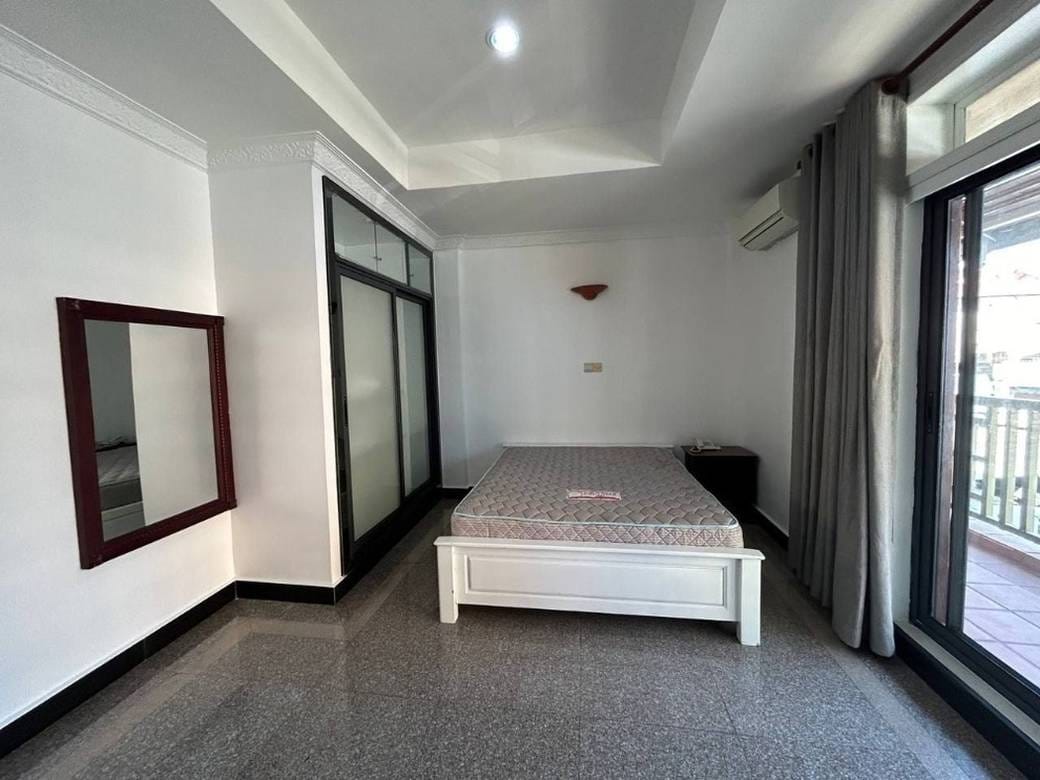 Apartmán K pronájmu in 7 Makara $750