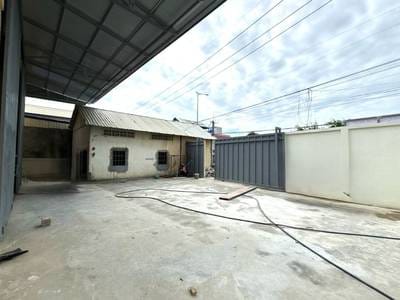 Entrepôt À louer à, Krang Thnong, Sen Sok, Phnom Penh