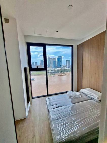 Vue Aston | Zařízeno Condo Na prodej