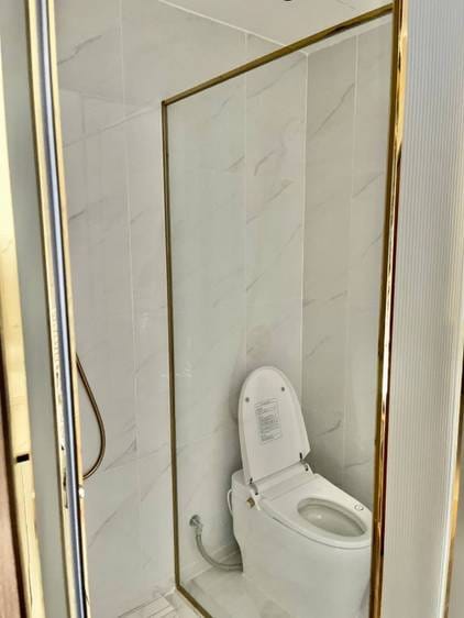 Vue Aston | $79,000 Studio Type