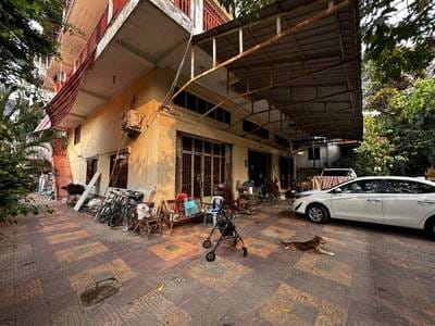 480平方米土地面积的House and lot出售