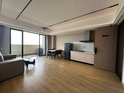 Apartment For Rent with 1 Parking Space