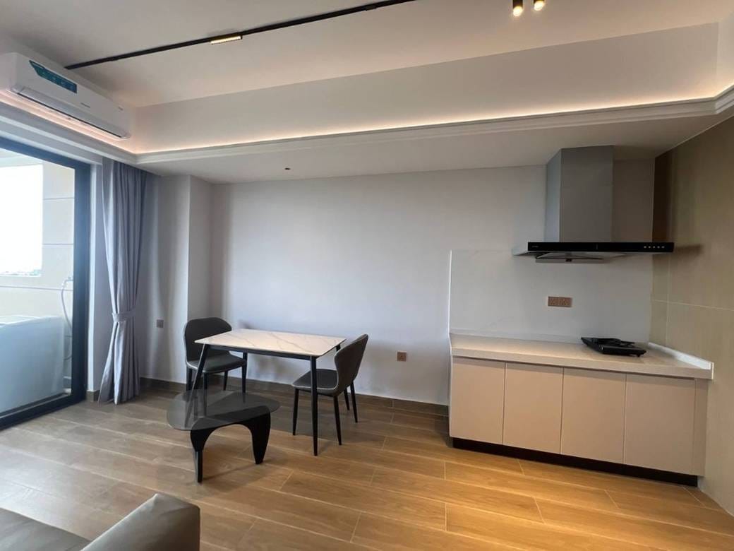 Apartment For Rent with 1 Parking Space