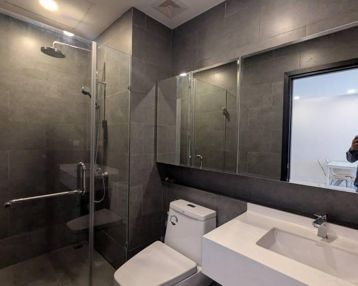 Vue Aston | Condo K pronájmu in Chbar Ampov $350