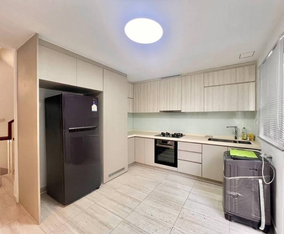 270 sqm Land Size Vila K pronájmu