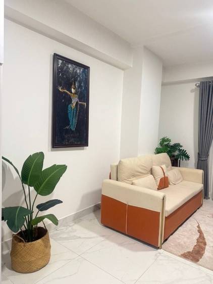 $330 Condo