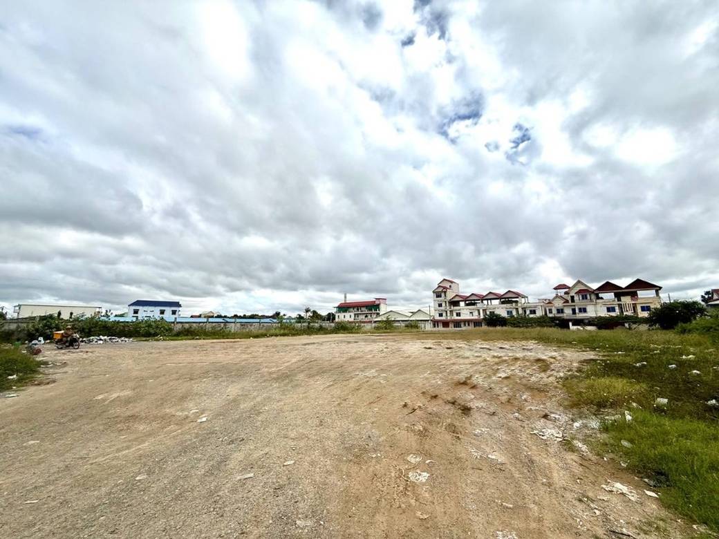 ที่ดิน For Sale & Rent ใน Por Sen Chey $1,228,000
