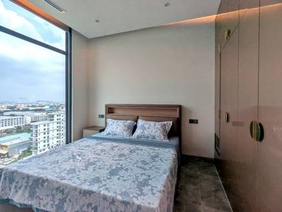 $1,600 Condo