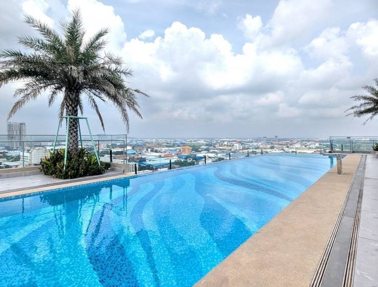 $600 Condo